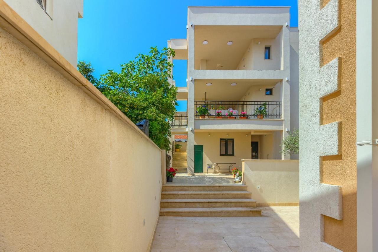 Villa" Arijana 2" Slatine Kültér fotó