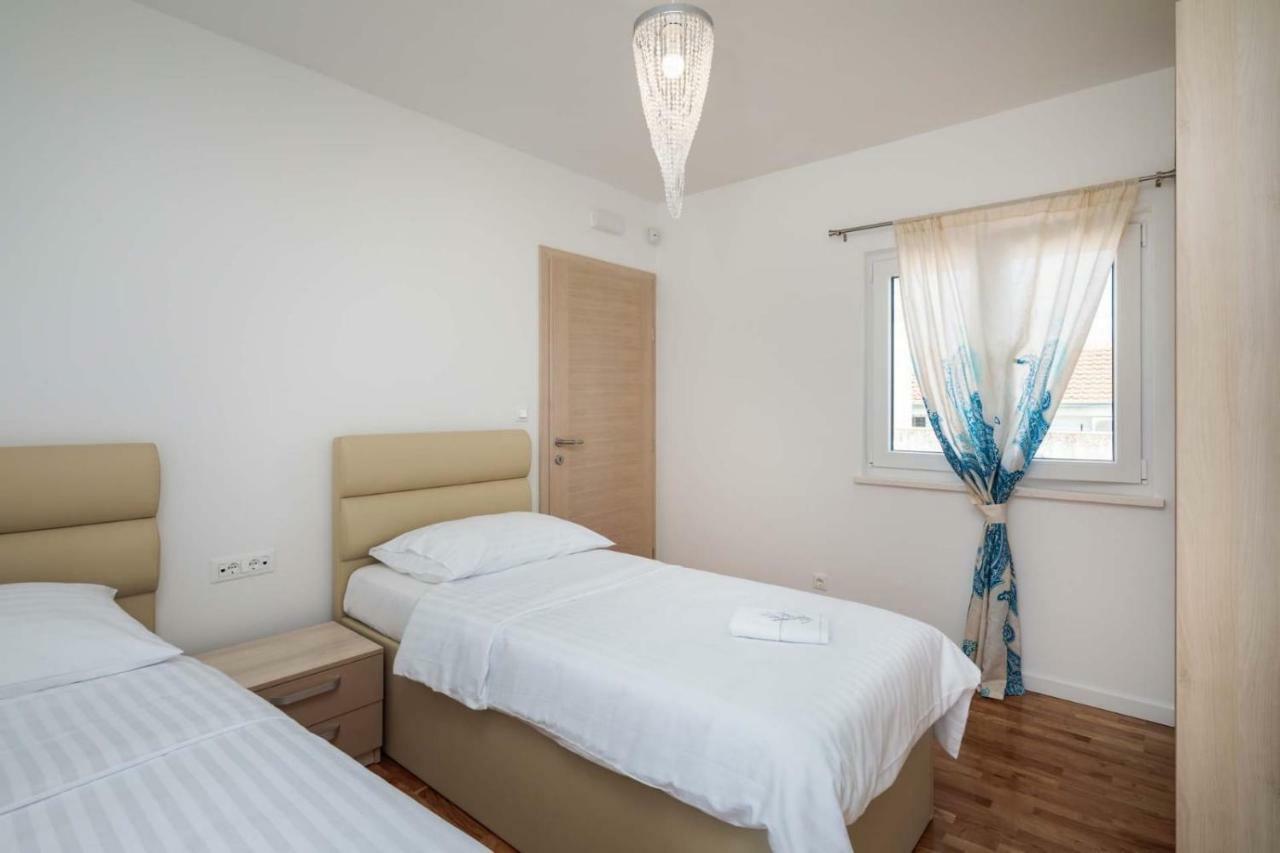 Villa" Arijana 2" Slatine Kültér fotó