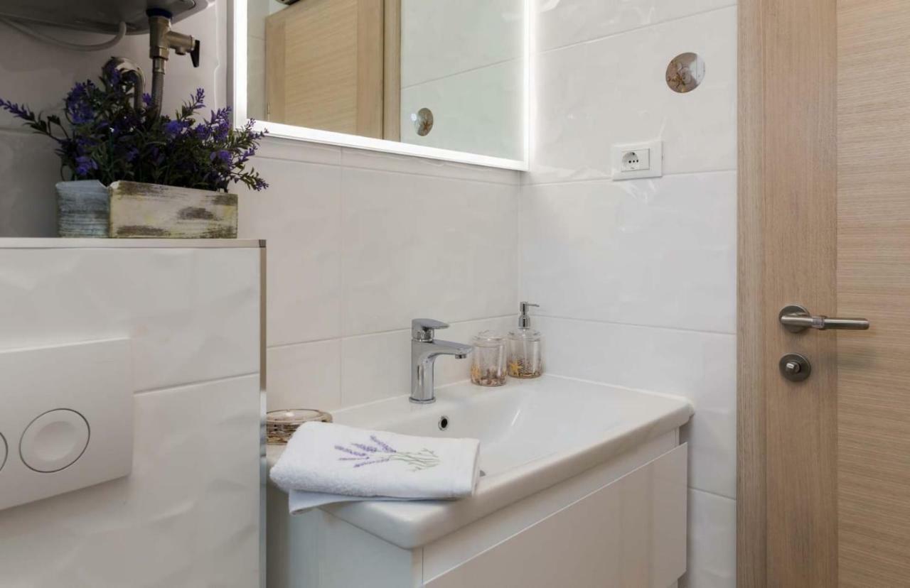 Villa" Arijana 2" Slatine Kültér fotó
